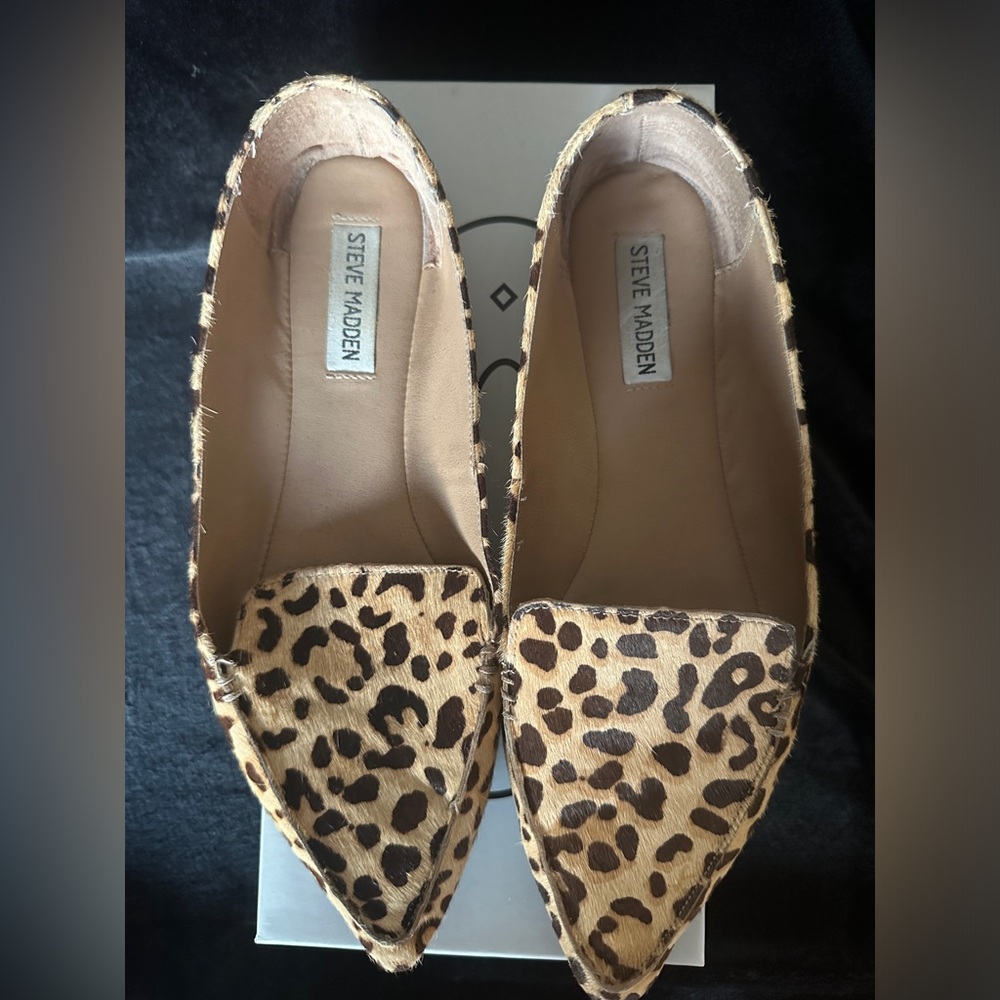 Steve Madden Feather Leopard Flat Shoe